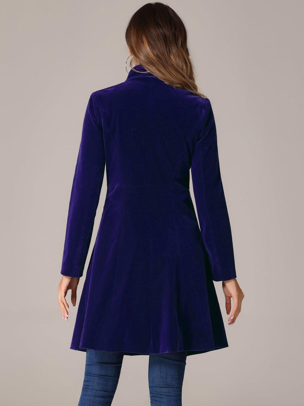 Wrinkle-Resistant Everyday Coat