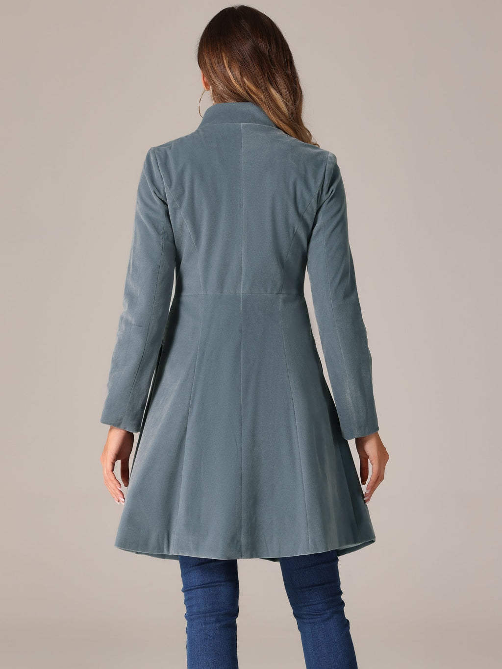 Wrinkle-Resistant Everyday Coat