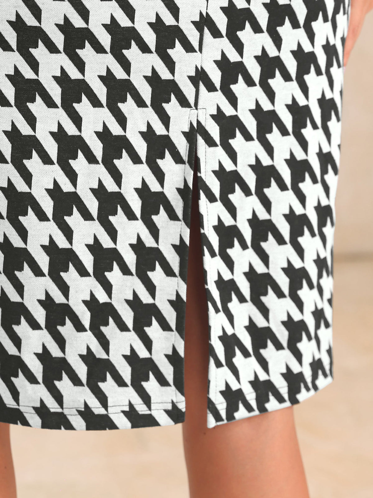 Solid Casual Shift Dress‌