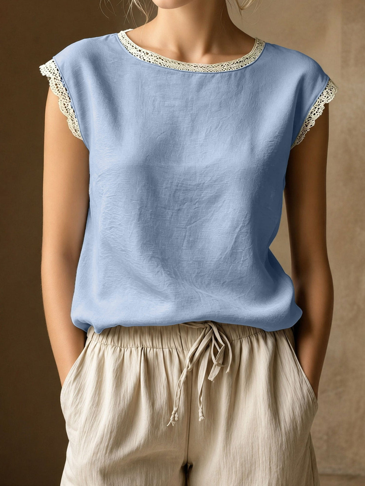 Contour Color-Block Essential Top